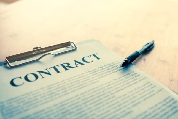 Qué es un contrato mercantil y qué ventajas ofrece